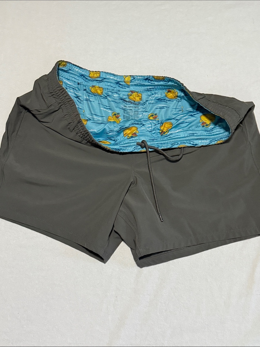 Birdie Bound Hybrid Shorts Mens XXXL 3XL Grey Duck Print Golf Swim Active